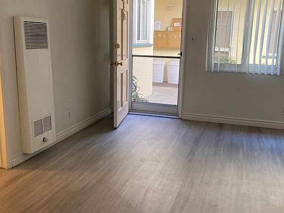 3rd image of 53 Glendora Ave APT H