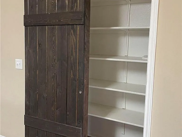 222 Camellia Dr — Photo 14