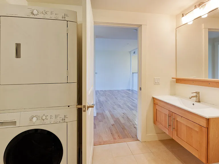 Park87 Apartments — Photo 11