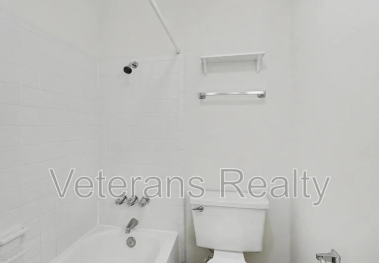837 Tee St — Photo 17