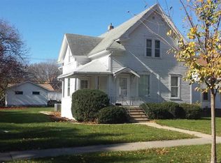 708 9th St SW, Cedar Rapids, IA 52404