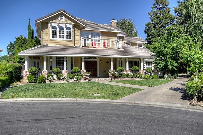 1st image of 4328 Gleneagles Ct