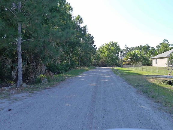 5th image of 15153 Martinique Way