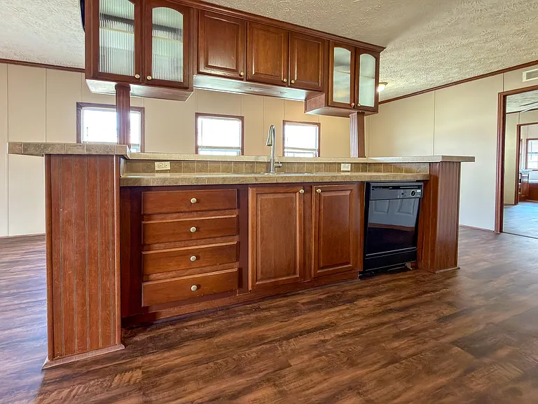 64 Richardson Ln — Photo 5