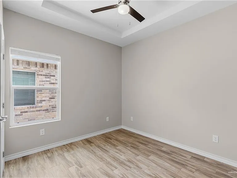2809 E Israel Ave #1 — Photo 10