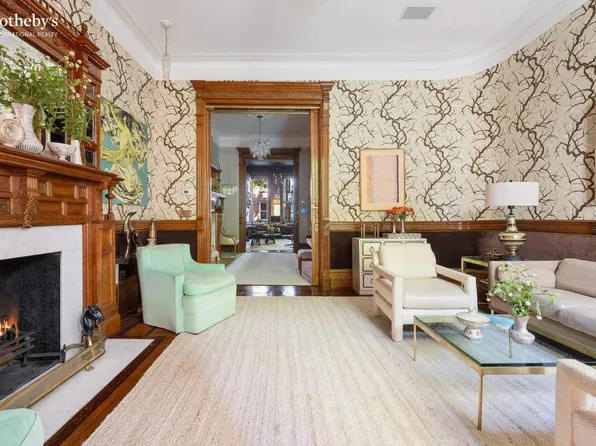 138 West 82nd Street image 16 of 39