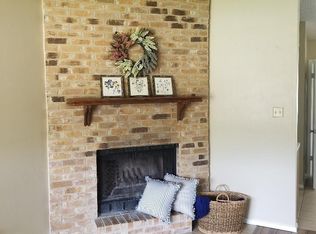 16048 Echo Glen Dr, Tyler, TX 75703