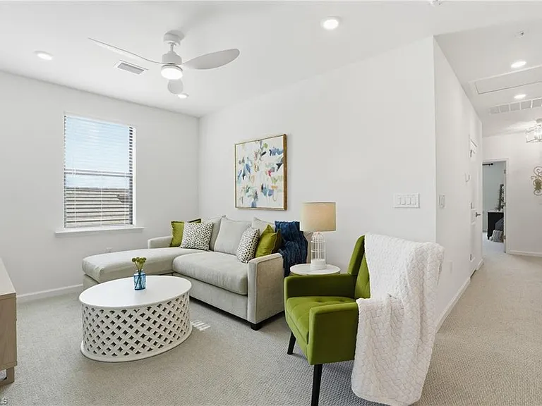1657 Serena Ave — Photo 19