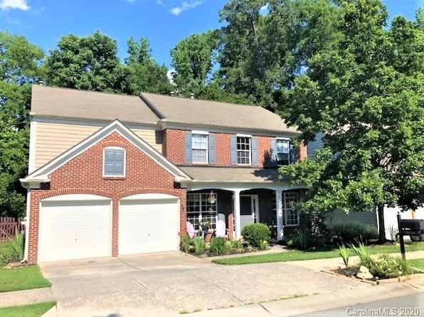 9534 Oswald Ln, Charlotte, NC 28277