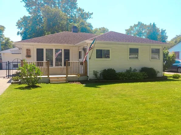 3103 Martin Ln, Rolling Meadows, IL 60008