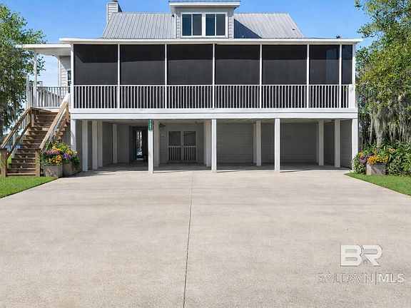 2nd image of 41997 Bayou Rd