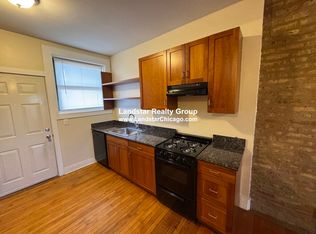 7025 N Sheridan Rd UNIT 3, Chicago, IL 60626