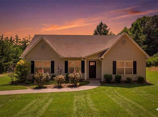 39 Fireside Ridge Dr, Dahlonega, GA 30533