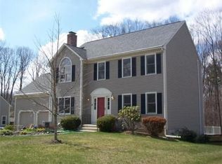 12 Winterberry Ln, Milford, MA 01757