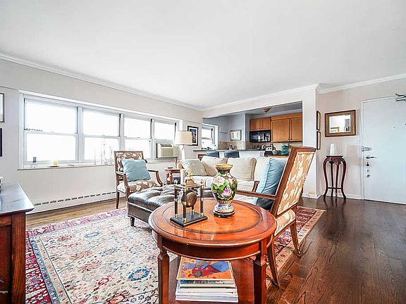 5th image of 4960 N Marine Dr APT 911