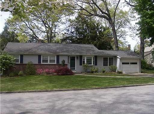 2nd image of 31 Wildwood Dr