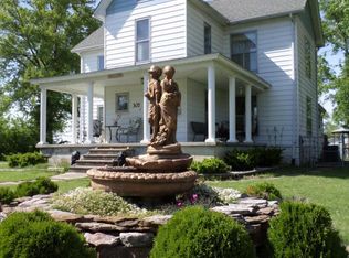 307 W Main St, Ewing, IL 62836