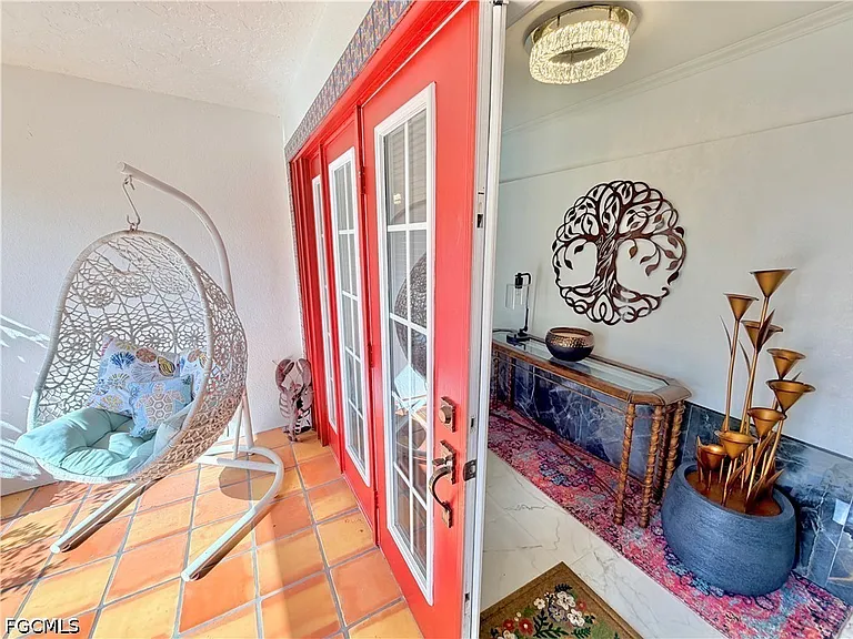 2702 McGregor Blvd — Photo 11