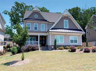 704 Hollymont Dr, Holly Springs, NC 27540