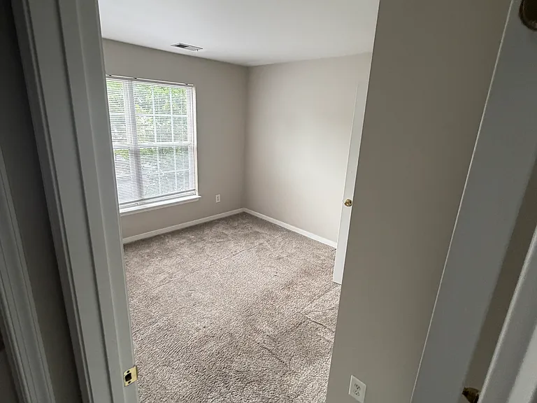 8635 Millstream Dr — Photo 28