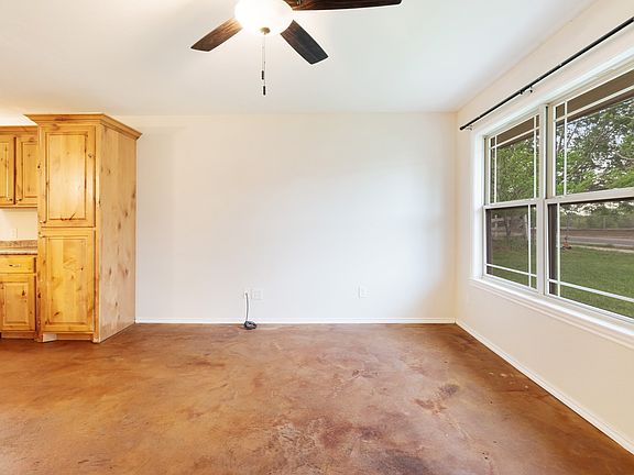 5th image of 525 19th St NW