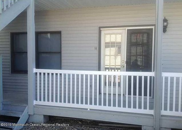1st image of 202 Hamilton Ave Unit 11
