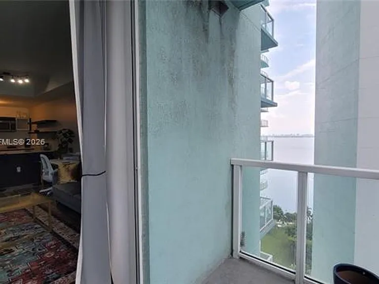 1900 N Bayshore Dr #CU-2009 — Photo 17