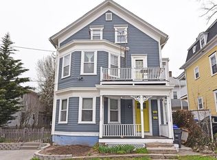 76 Locust St, Providence, RI 02906