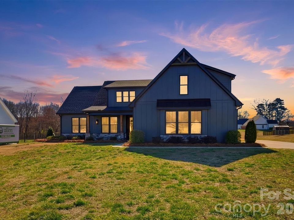 1st image of 5274 Lake Glenn Dr