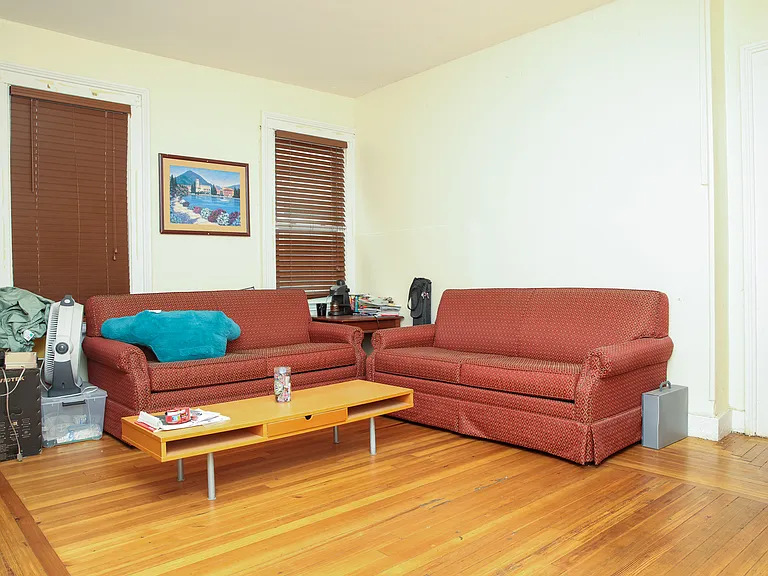 54 Vernon St #1 — Photo 7