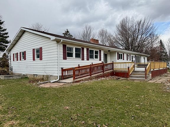 3rd image of 16351 Oakley Rd