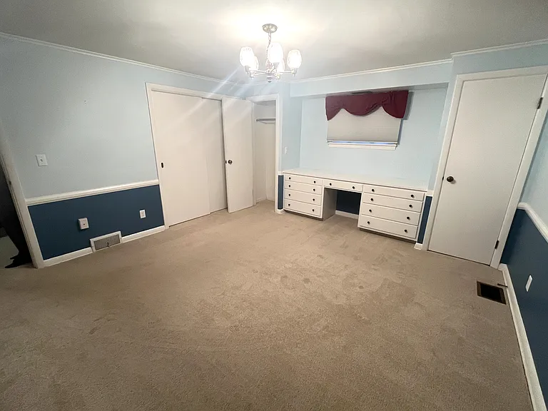 935 Marshall Dr — Photo 14
