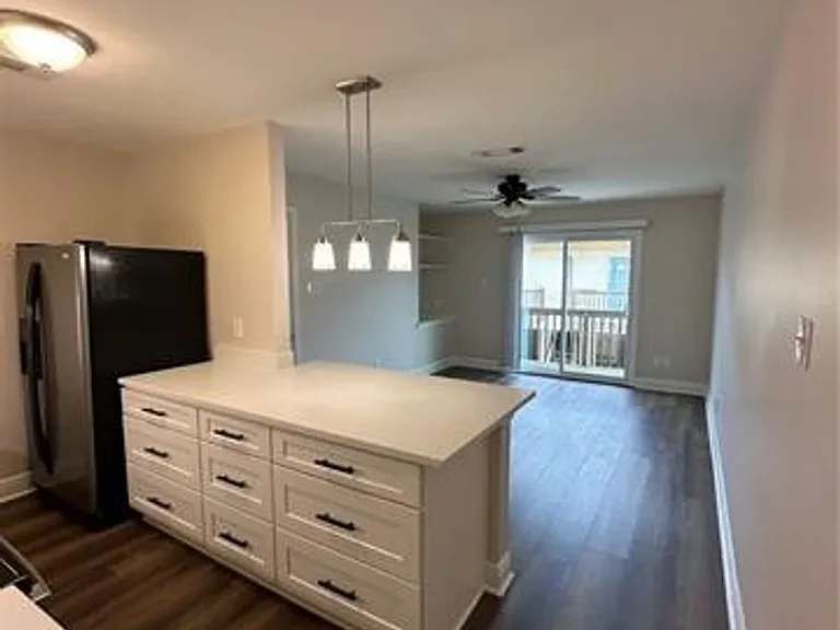 4638 Pontchartrain Dr #R — Photo 25