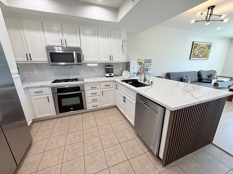 2051 Oakland Rd — Photo 9
