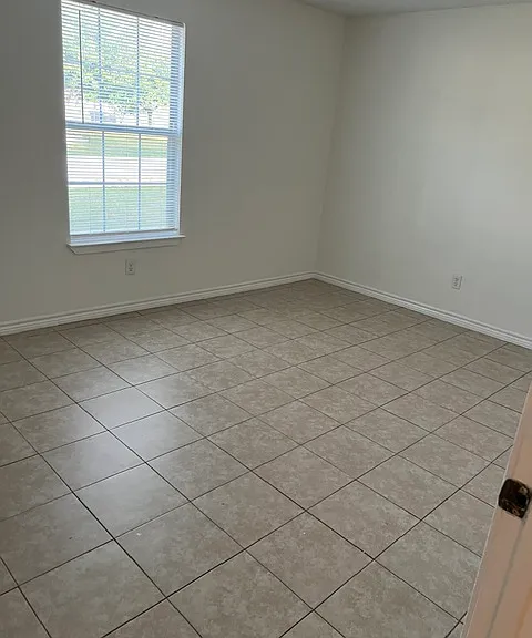 245 Private Road 1724 — Photo 9