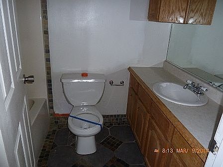 2nd image of 479 Valley View Dr