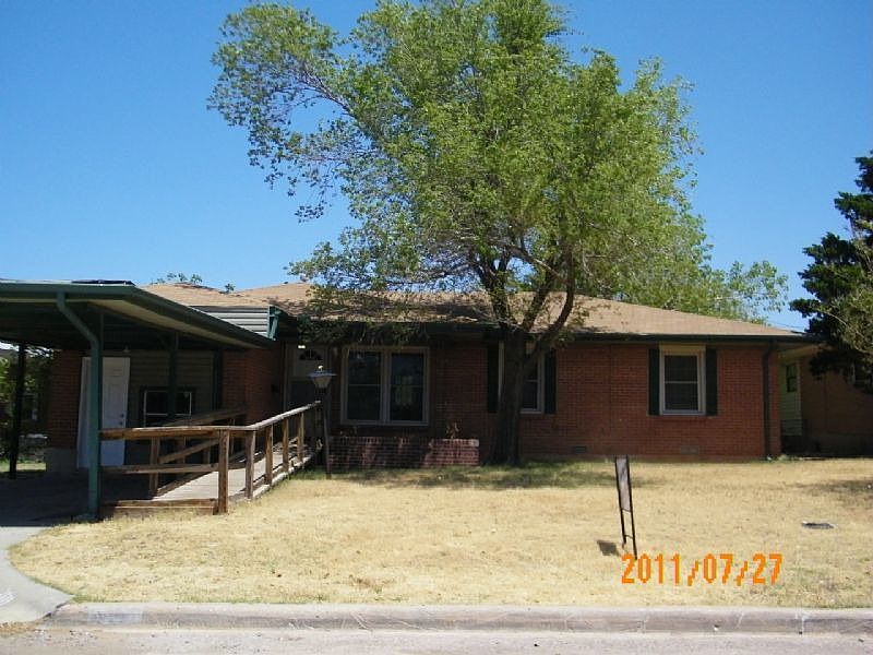 1st image of 3809 NW Bell Ave