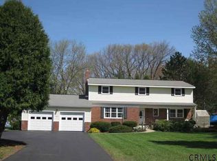 1 N Ridge Ln, Ballston Lake, NY 12019