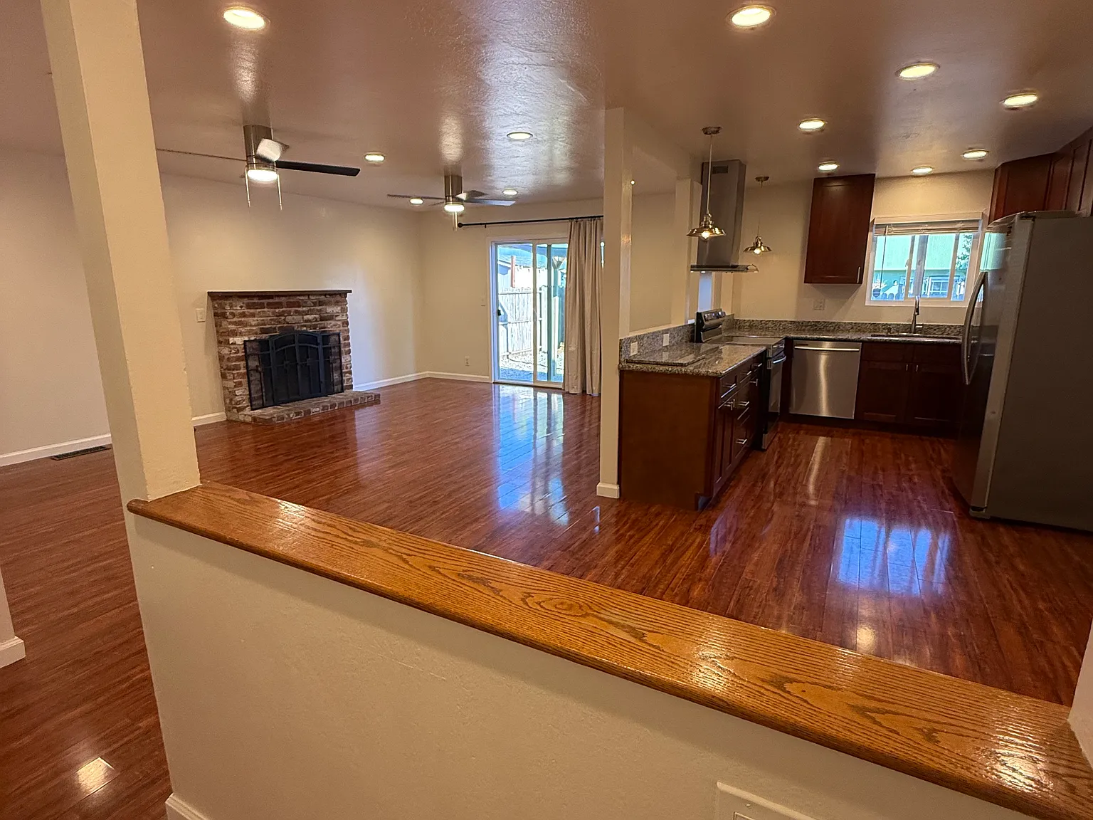 3 bed, 1633 sqft, $3,300 — Photo 4