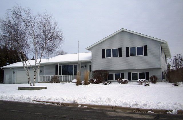 1st image of 358 N 18th Pl