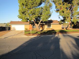 4555 Shetland Ln, Riverside, CA 92509