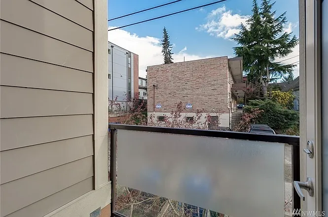 3819 S Angeline St — Photo 9