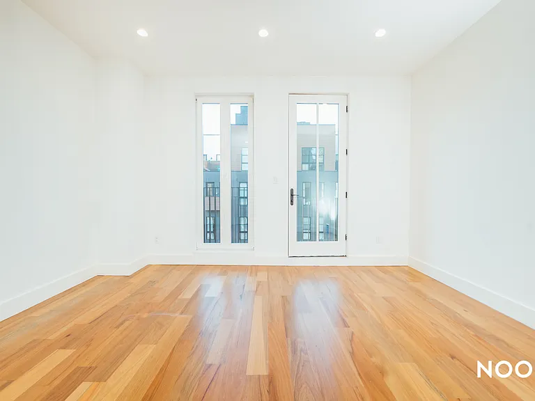 196 Freeman St #3D — Photo 2