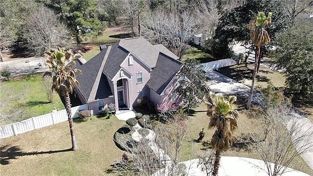 1st image of 108 Lindsey Ln