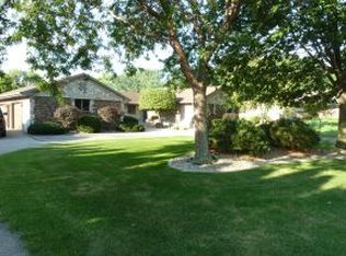 E7471 Red Oak Rd, Fremont, WI 54940