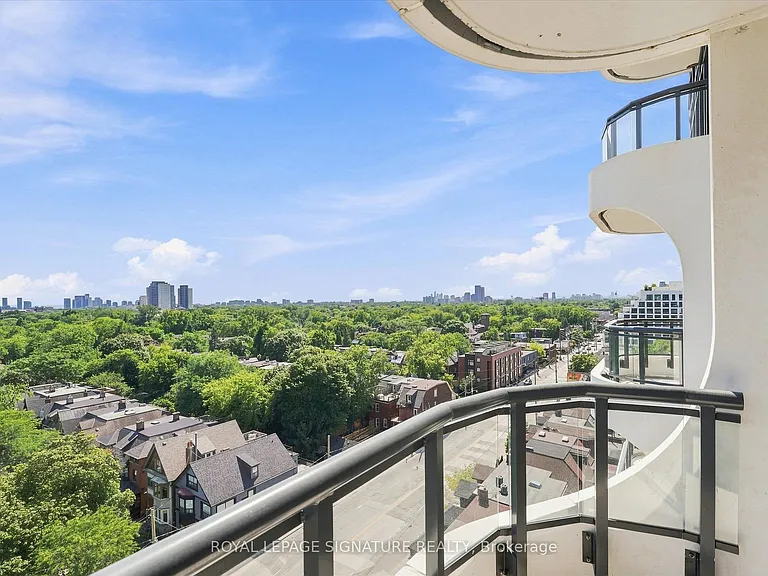 322 Dupont St #1004 — Photo 24
