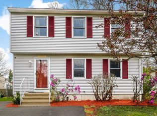 17 Washington Ave, Dracut, MA 01826
