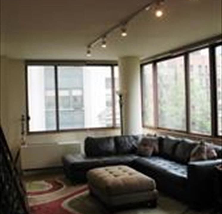 1st image of 350 W 50th St APT 5T