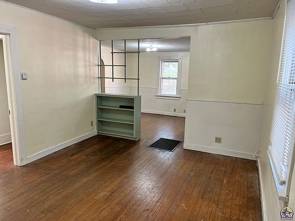 4th image of 515 Arundel St