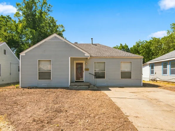 1013 Oak St, Grand Prairie, TX 75050